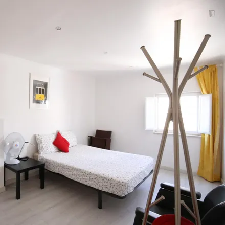 Rent this 5 bed room on Travessa da Peixeira 6 in 1200-320 Lisbon, Portugal