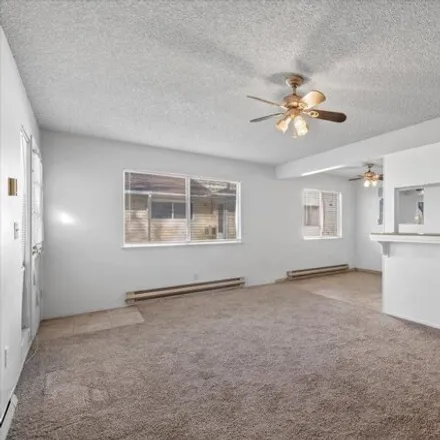 Image 6 - A Plus Learning Center, Jamaica Avenue, Reno, NV 89510, USA - House for sale