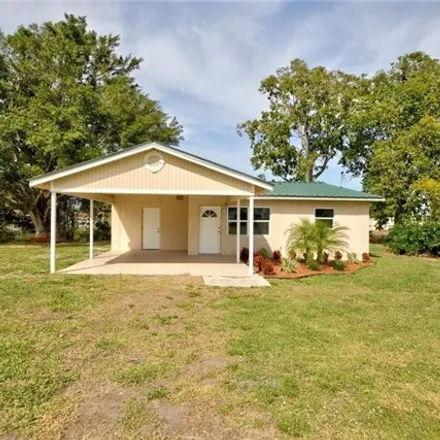 Image 3 - 2801 Southeast 35th Avenue, Taylor Creek, Okeechobee County, FL 34974, USA - House for sale
