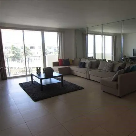 Image 4 - Carlisle on the Ocean, 9195 Collins Avenue, Surfside, FL 33154, USA - Condo for rent