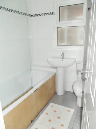 Image 4 - 143 Plashet Grove, London, E7 8PP, United Kingdom - Room for rent