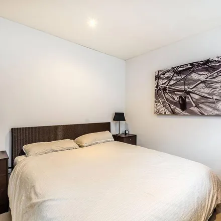 Rent this 3 bed house on 26 Royal Crescent Mews in London, W11 4SY