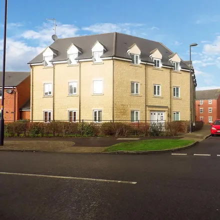 Rent this 2 bed apartment on Mycroft Road in Swindon, SN25 1SR