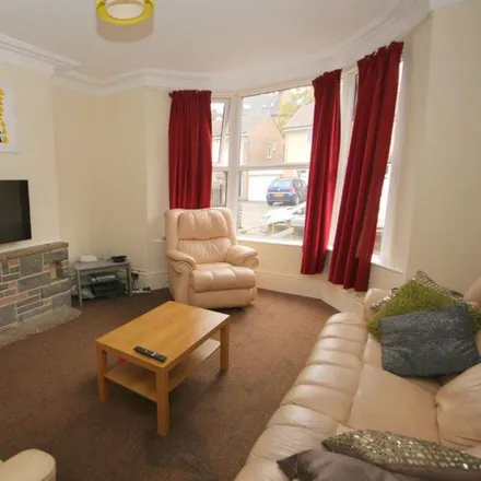 Rent this 6 bed duplex on Endcliffe Terrace Road in Sheffield, S11 8RT