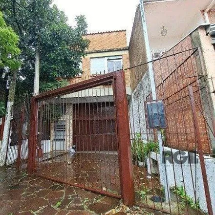 Buy this 3 bed house on Churrascaria Komka in Avenida Viena, São Geraldo