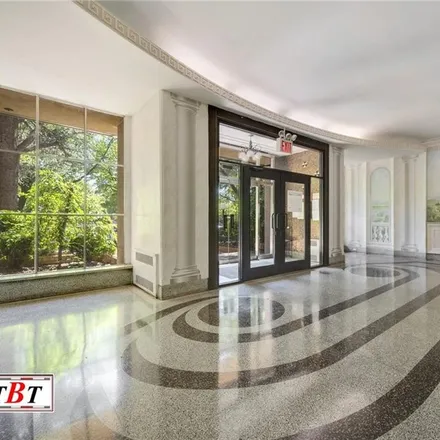 Image 3 - 1347 Ocean Parkway, New York, NY 11230, USA - Condo for sale