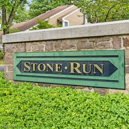 Image 2 - 77 Stone Run Road, Bedminster Township, NJ 07921, USA - Townhouse for sale