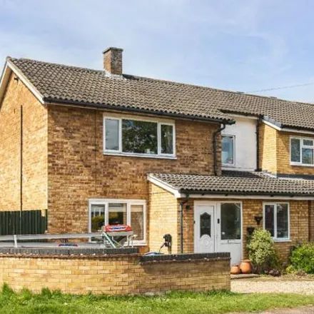 Buy this 3 bed duplex on Green Close in Stevenage, SG2 8BP