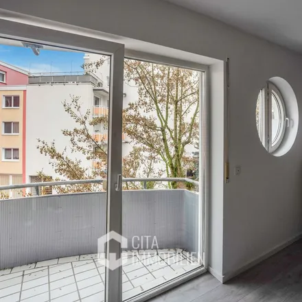Rent this 1 bed apartment on Enkheimer Straße 13 in 60385 Frankfurt, Germany
