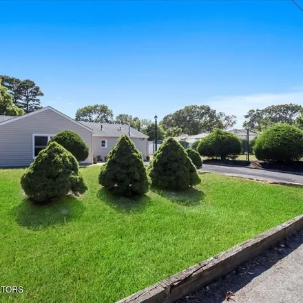 Image 2 - 817 Buena Vista Road, Bayside Beach, Lacey Township, NJ 08731, USA - House for sale