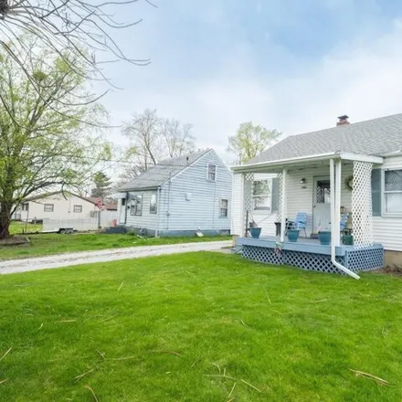 Image 1 - 761 East Division Avenue, Peoria Heights, Peoria, IL 61616, USA - House for sale