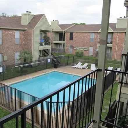 Buy this 1 bed condo on Tranquility Lake Apartments in Egret Bay Boulevard, Webster