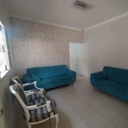 Buy this 3 bed house on Avenida Alexandrino Alves Vieira in Santa Rosa, Uberlândia - MG