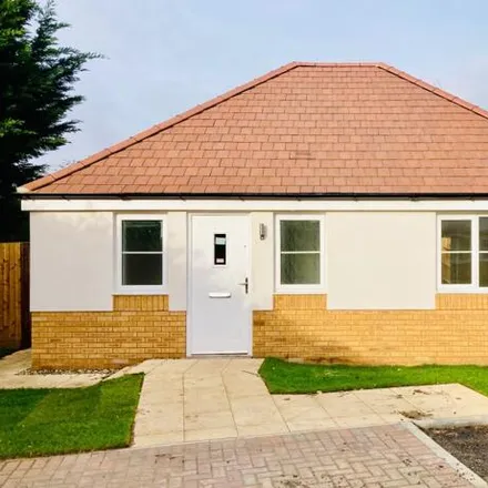 Buy this 2 bed house on Jenner Crescent in Boughton, NN2 8NB