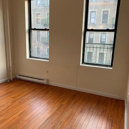 Rent this 3 bed apartment on 120 West 109th Street in New York, NY 10025