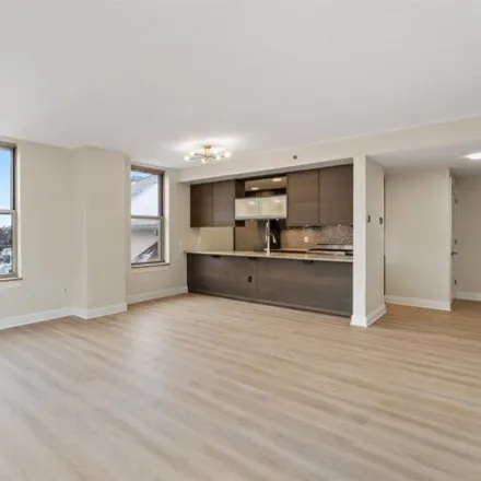 Buy this 1 bed condo on The Sutton in Regent Street, Jersey City