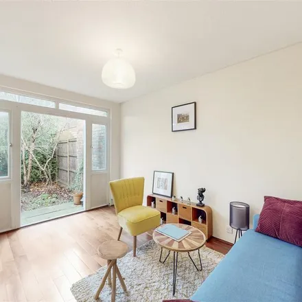 Rent this 2 bed apartment on 25 Chilton Street in Spitalfields, London