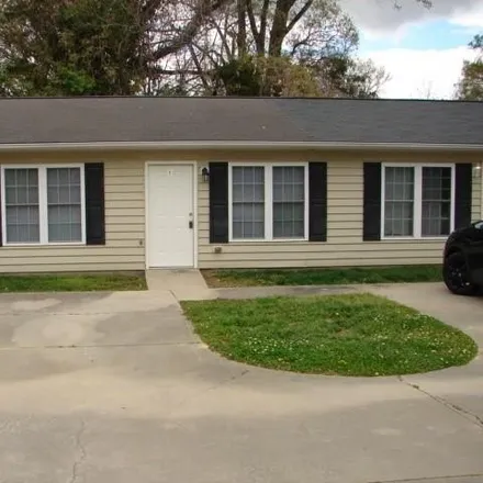 Rent this 2 bed house on 698 Dixon Avenue in Asheboro, NC 27203