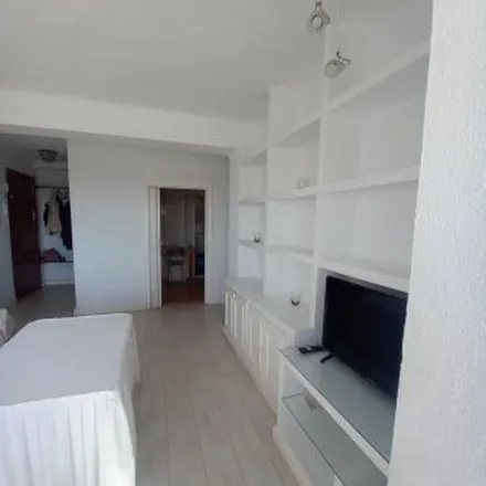 Image 4 - Avenida Miraflores de los Ángeles, 9, 29011 Málaga, Spain - Apartment for rent