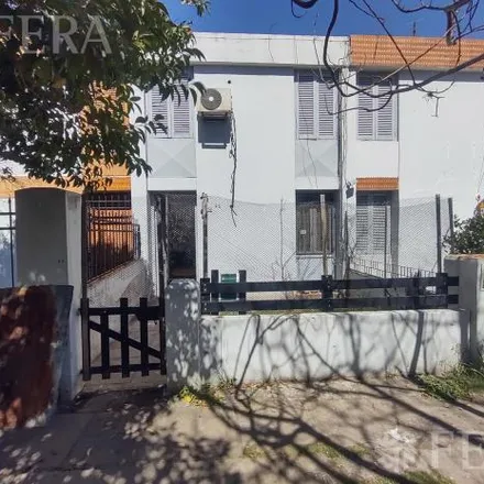 Buy this 2 bed house on Coronel Molinedo 1733 in 1822 Partido de Lanús, Argentina