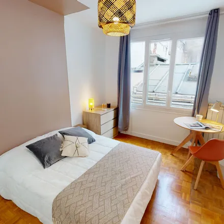 Rent this 3 bed room on 15 Boulevard Gouvion-Saint-Cyr