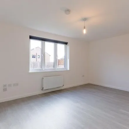 Rent this 5 bed apartment on 33 Morningside Drive in City of Edinburgh, EH10 5LY