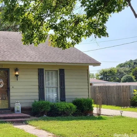 Buy this 2 bed house on 503 Elm Street in Lake City, Craighead County