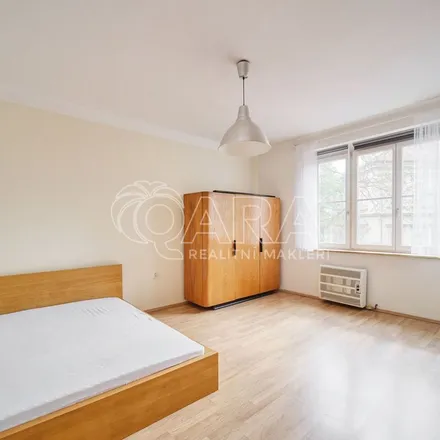 Rent this 2 bed apartment on evangelický kostel in Lounských, 140 23 Prague