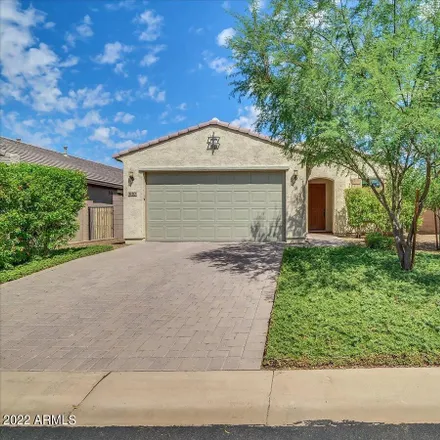 Rent this 3 bed house on 610 East Brisa Drive in Phoenix, AZ 85085