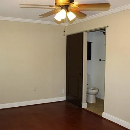 Image 7 - 565 Pearl Street, Baytown, TX 77520, USA - House for rent