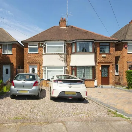 Rent this 3 bed house on Reservoir Road in Metchley, B29 6ST