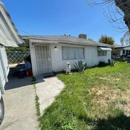 Buy this 2 bed house on 201 South Hayes Street in Bakersfield, CA 93307