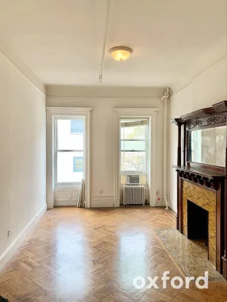 Image 2 - Broadway & West 70th Street, Broadway, New York, NY 10023, USA - House for rent