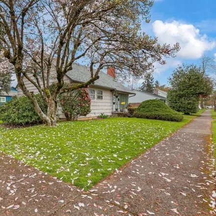 Buy this 4 bed house on 10805 Northeast Hancock Street in Portland, OR 97220