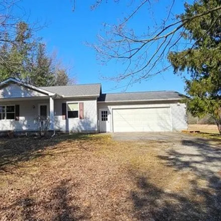 Buy this 3 bed house on I 75;US 23 in Vienna Charter Township, MI 48557