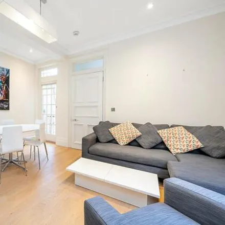 Image 2 - 52-70 Fitz-George Avenue, London, W14 0SN, United Kingdom - Apartment for rent
