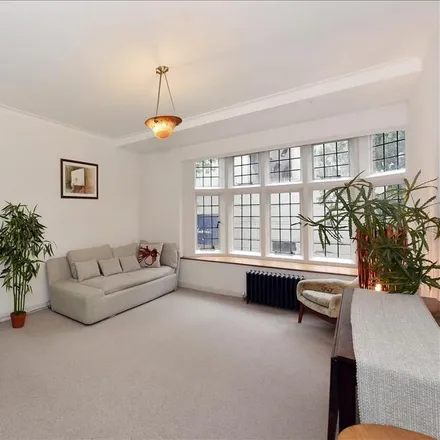 Image 3 - Downing Court, Grenville Street, London, WC1N 1DG, United Kingdom - Apartment for rent