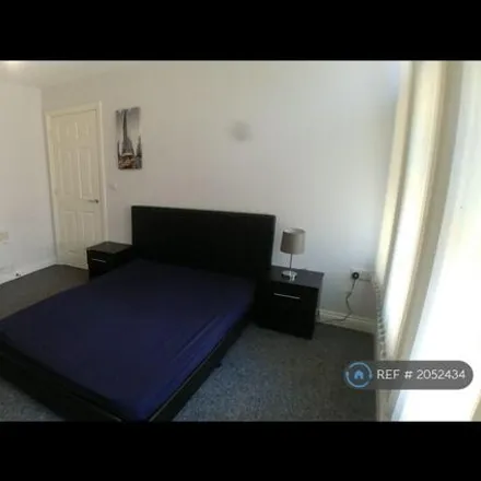 Image 4 - The Castle, Grattan Road, Bradford, BD1 2LU, United Kingdom - Apartment for rent