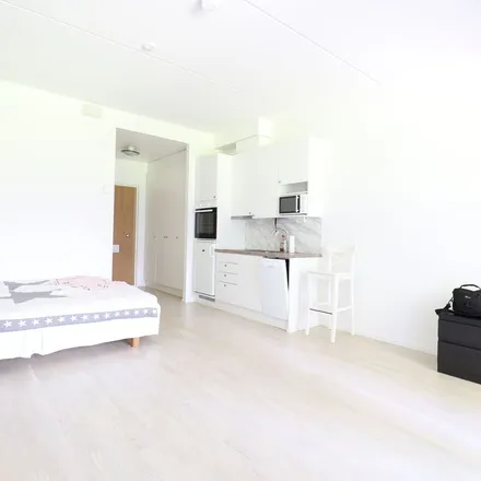 Rent this 1 bed apartment on Jokiniemenkuja 3 in 01370 Vantaa, Finland