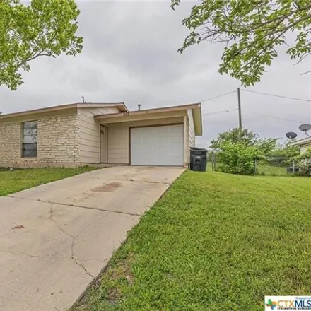 Rent this 3 bed house on 802 Stovall Avenue in Killeen, TX 76541