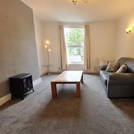 Image 3 - St John's Avenue, Leeds, LS3 1DY, United Kingdom - Apartment for rent