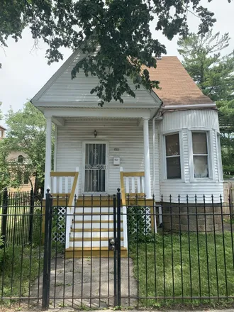 Buy this 4 bed house on 6203 South Morgan Street in Chicago, IL 60620