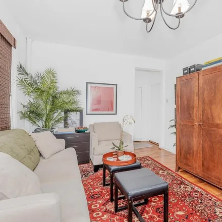 Image 5 - 2186 Cruger Avenue, New York, NY 10462, USA - Condo for sale