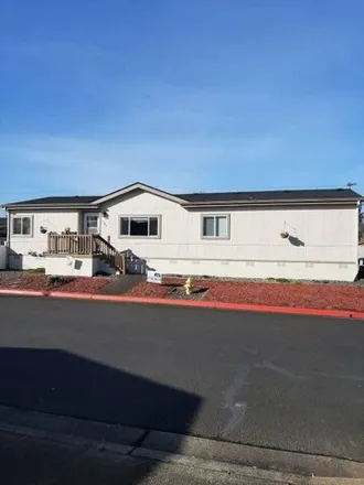Image 1 - unnamed road, Newberg, OR 97132, USA - Apartment for sale