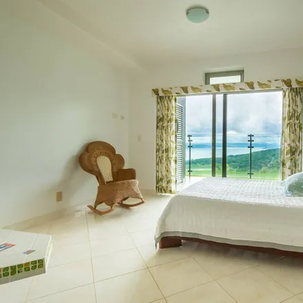 Rent this 1 bed condo on Cantón Tilarán