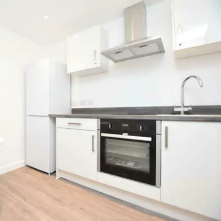 Rent this 2 bed room on 20-30 Chapel Walk in Cathedral, Sheffield
