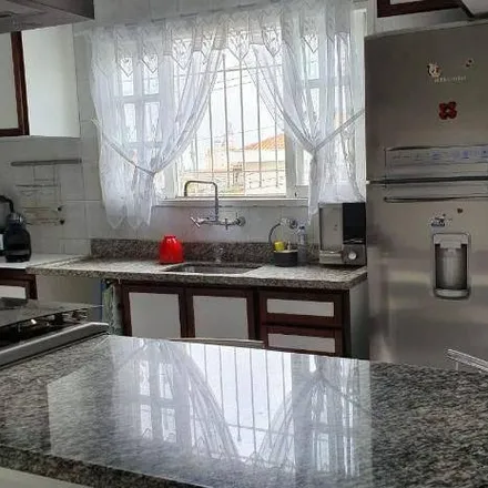 Buy this 3 bed house on Rua Contenda in Jardim Vila Galvão, Guarulhos - SP