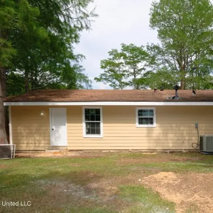 Image 2 - 3425 Inez Circle, Moss Point, MS 39567, USA - House for sale