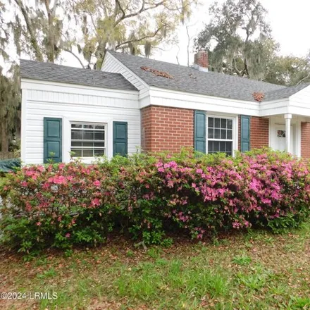 Buy this 2 bed house on 1577 16th Street in Port Royal, Beaufort County