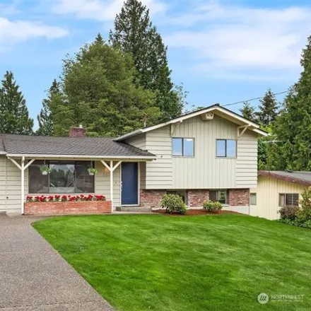 Buy this 3 bed house on 1909 Northeast 24th Street in Renton, WA 98056